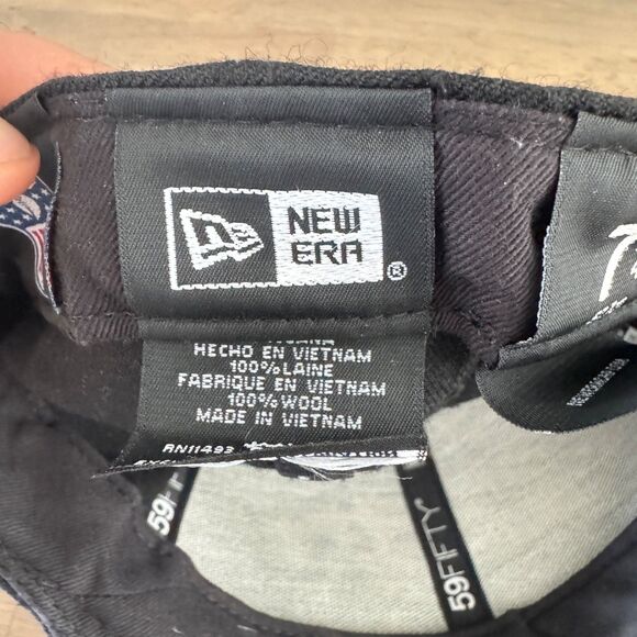 New England Patriots New Era 59FIFTY Fitted Hat Black Out Size 7 1/4 - Picture 7 of 8